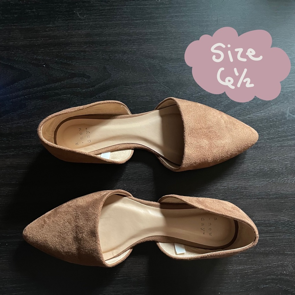 ⭐️ A New Day Brown faux Suede Pointed Toe Flats ⭐️